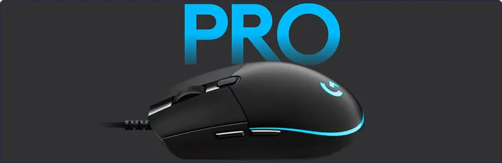 Professionele gamingmuis met RGB-verlichting en een ergonomisch ontwerp, ontworpen voor precisie, snelheid en high-performance pc-gaming